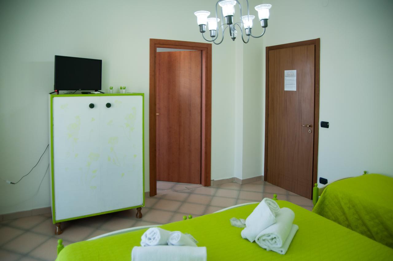 לינה וארוחת בוקר פומפיי Area Domus מראה חיצוני תמונה