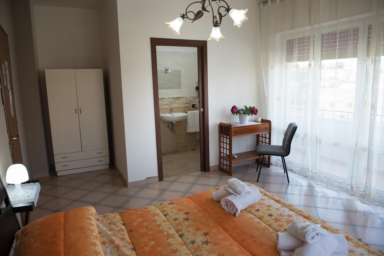 לינה וארוחת בוקר פומפיי Area Domus מראה חיצוני תמונה
