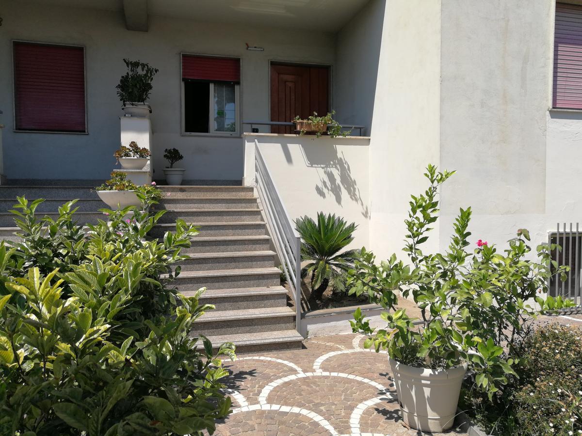 לינה וארוחת בוקר פומפיי Area Domus מראה חיצוני תמונה